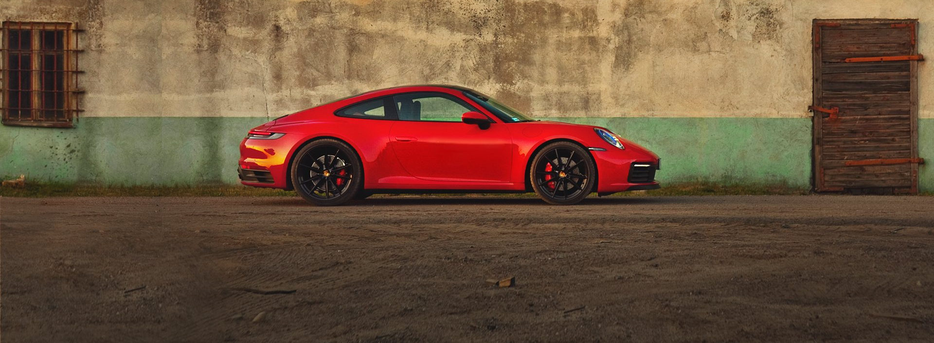 Sprawdź Porsche gotowe do odbioru w warszawskich salonach Porsche